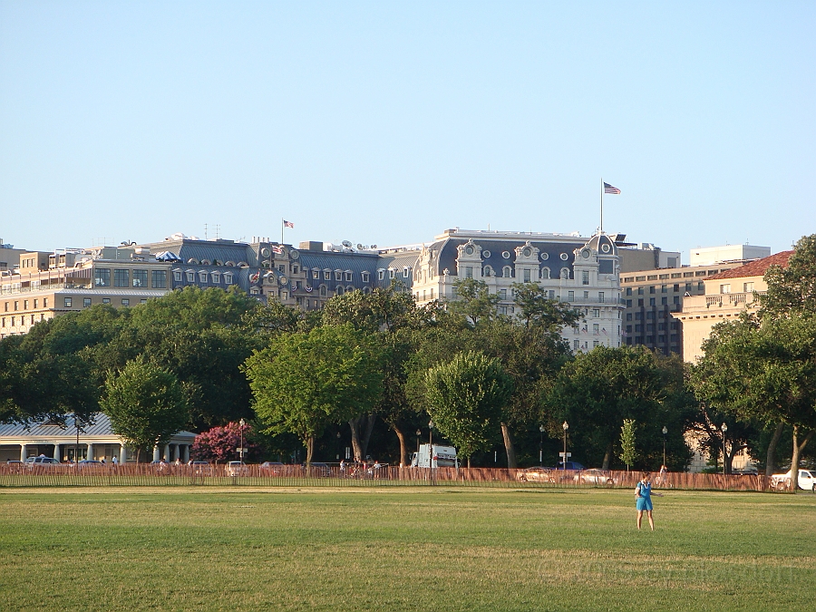 Washington DC [2009 July 03] 199.JPG - Scenes from The White House